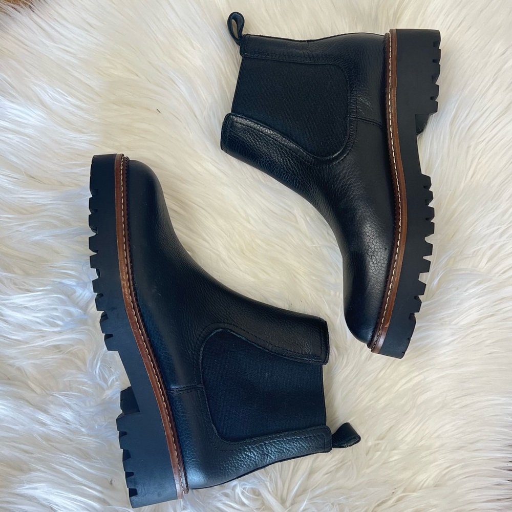 Caslon • Miller Lea Black Water Resistant Chelsea Boot Size 8.5 New